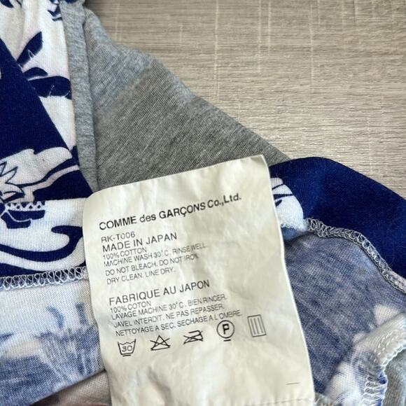 RARE COMME des GARÇONS Blue Hawaiian Hula Print Wide Fit T-Shirt Women’s - Picture 7 of 8